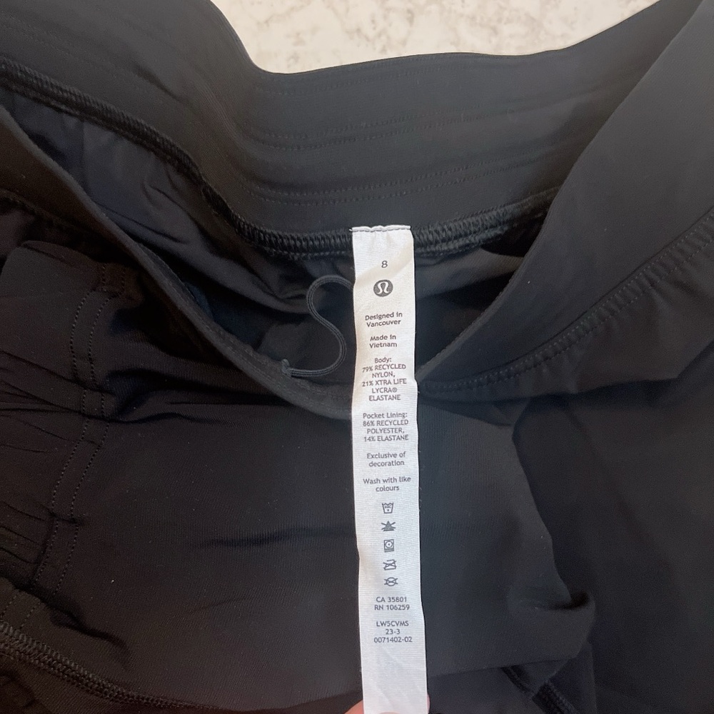 Lululemon jogger - Picture 3 of 3